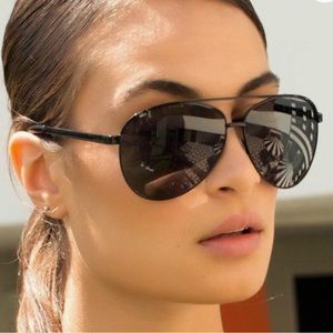 Quay Australia Vivienne Sunglasses